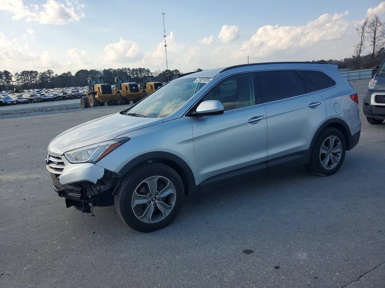 KM8SMDHF5GU153310 · 2016 HYUNDAI SANTA FE