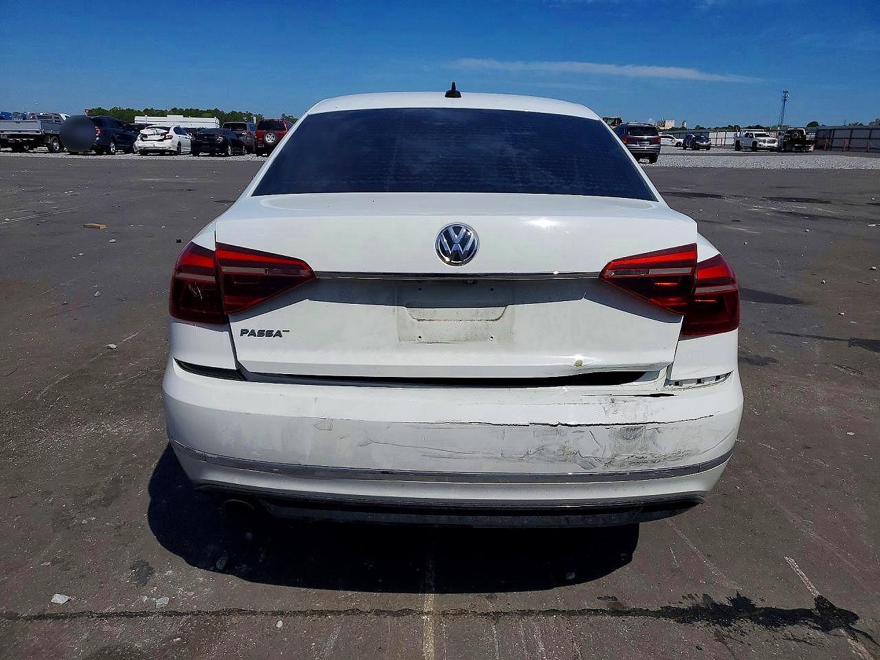 1VWDT7A34HC014971 · 2017 VOLKSWAGEN PASSAT · 6/12