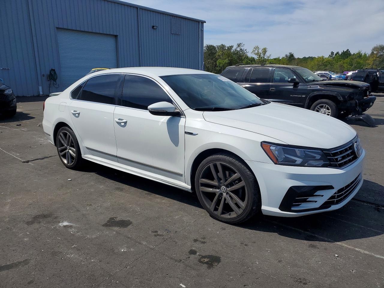 1VWDT7A34HC014971 · 2017 VOLKSWAGEN PASSAT · 4/12
