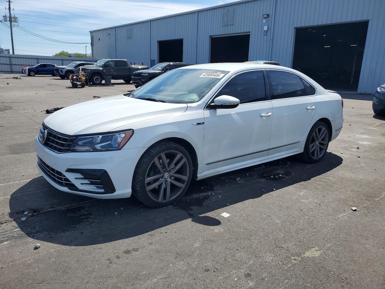 1VWDT7A34HC014971 · 2017 VOLKSWAGEN PASSAT