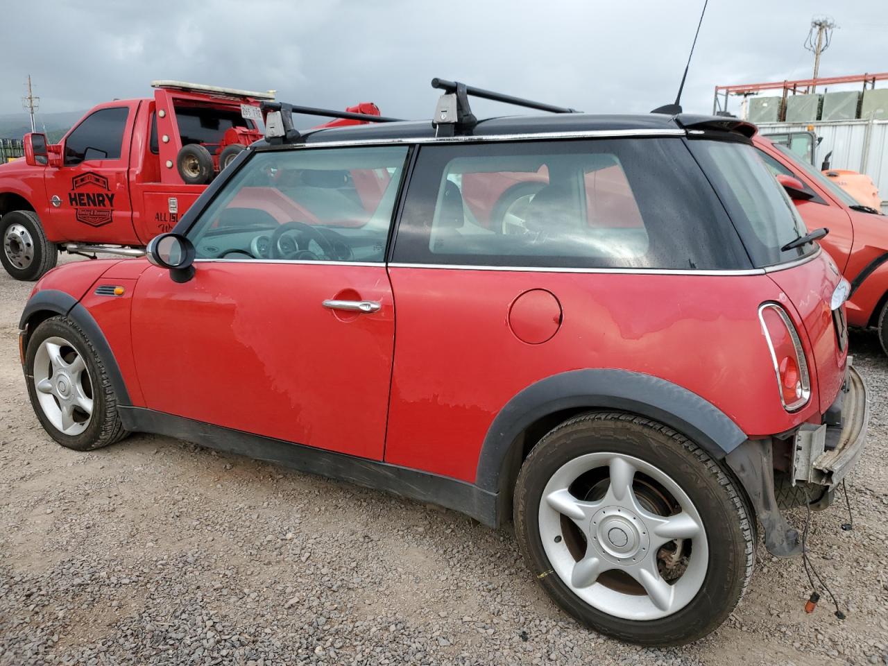 WMWRC33576TK17976 · 2006 MINI COOPER · 2/12