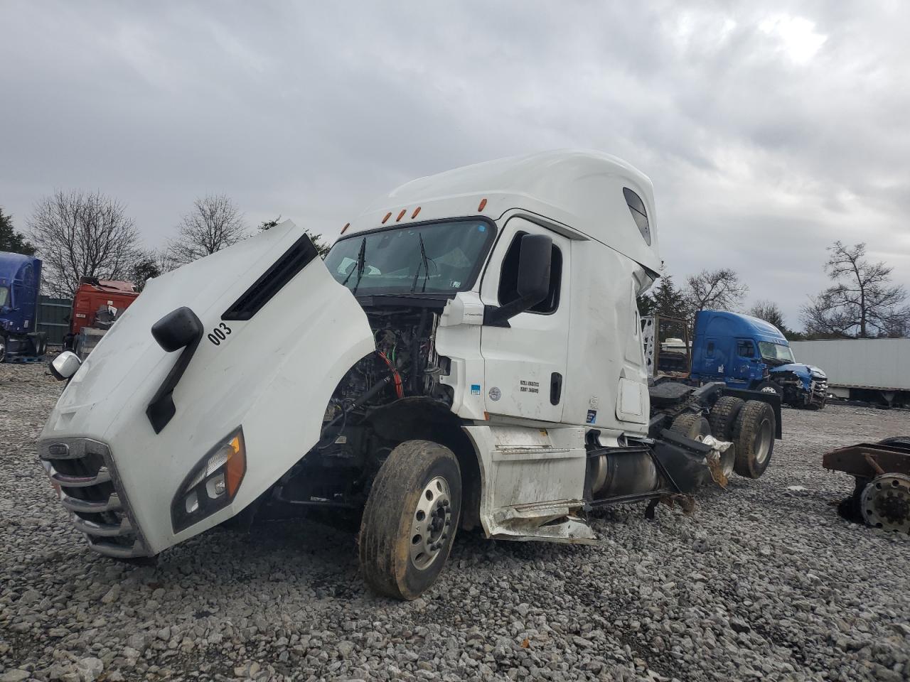 3AKJHHDR8JSJJ0893 · 2018 FREIGHTLINER CASCADIA 1 · 2/10