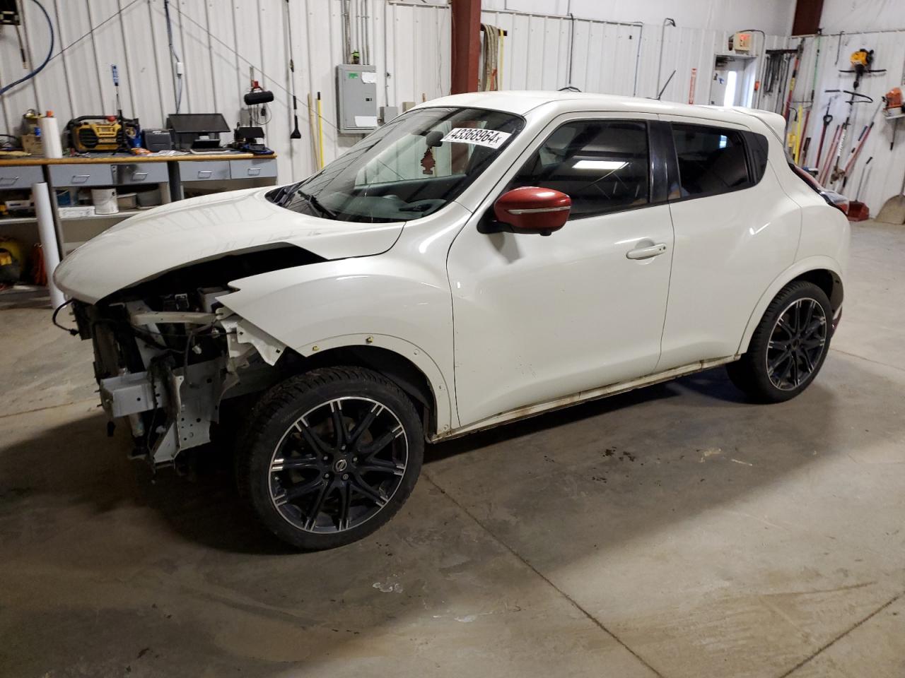 2016 NISSAN JUKE