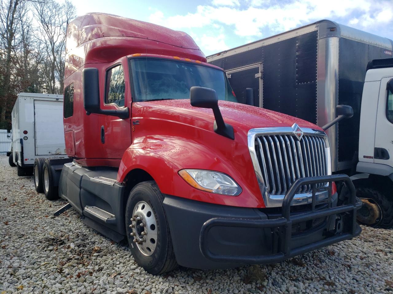 3HSDZAPR9JN097796 · 2018 INTERNATIONAL LT625 · 4/13