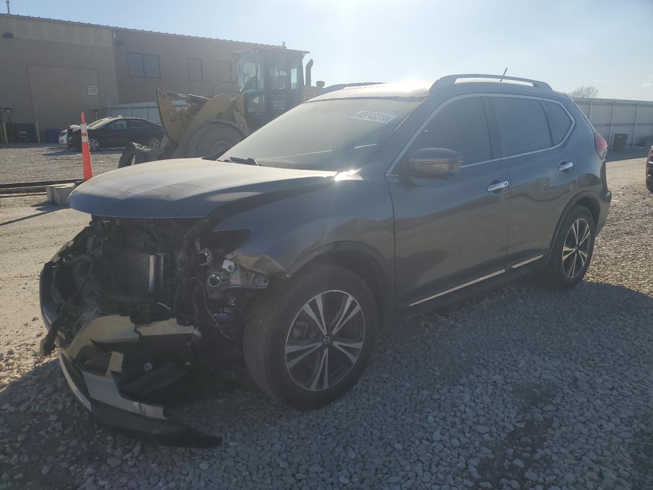 2017 NISSAN ROGUE