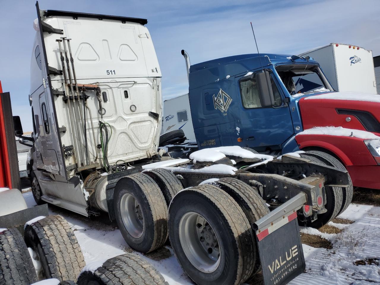 3AKJHHDR4KSKC6069 · 2019 FREIGHTLINER CASCADIA 126 · 3/10