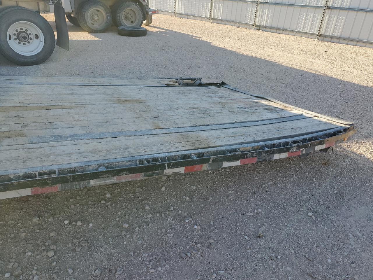 4P53F4526P1394014 · 2023 PJ FLATBED · 5/10