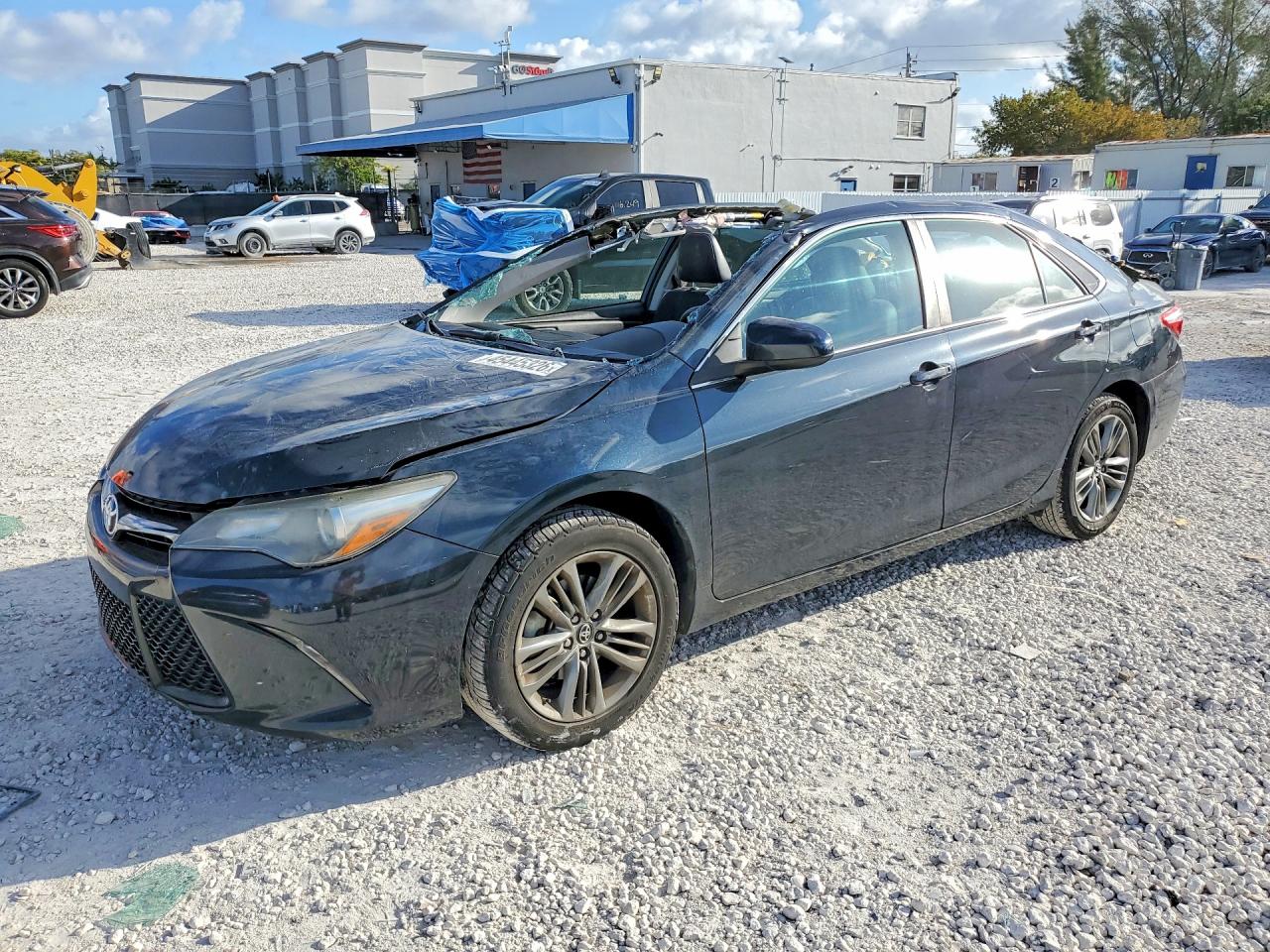 4T1BF1FK6GU264862 · 2016 TOYOTA CAMRY