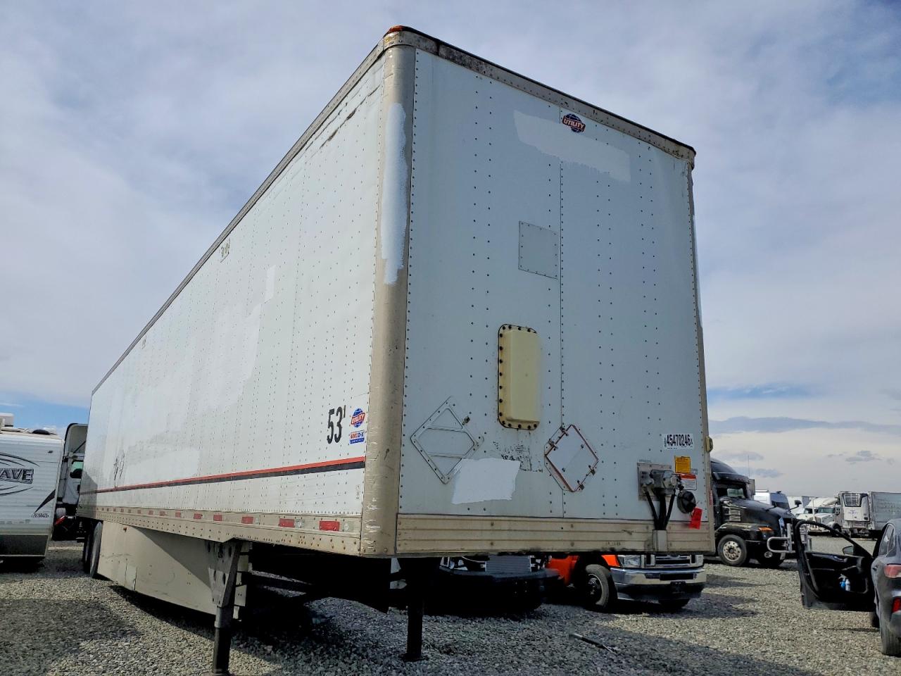 1UYVS2537FP089386 · 2015 UTILITY DRY FREIGHT TRAILER