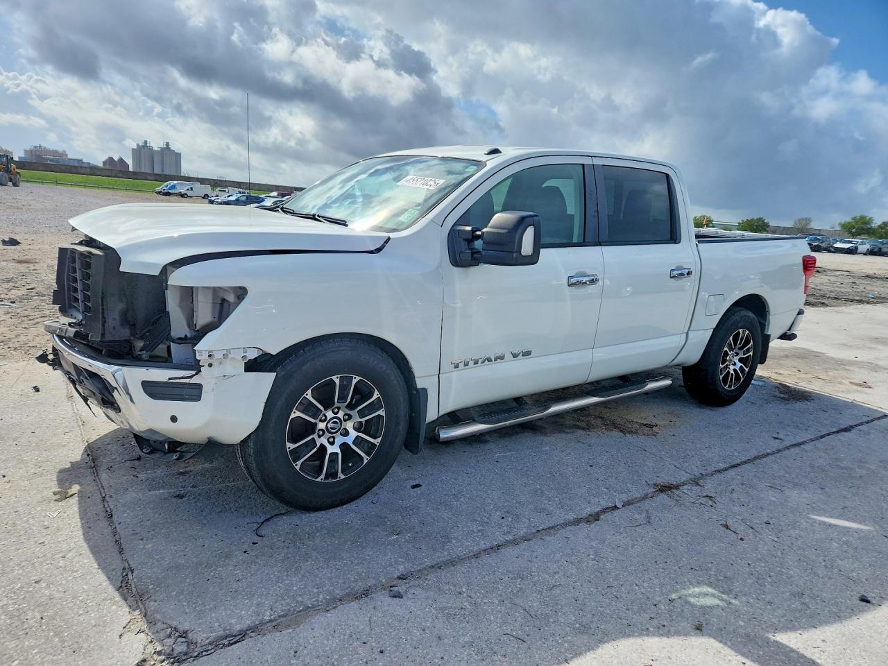 1N6AA1EF4LN510313 · 2020 NISSAN TITAN