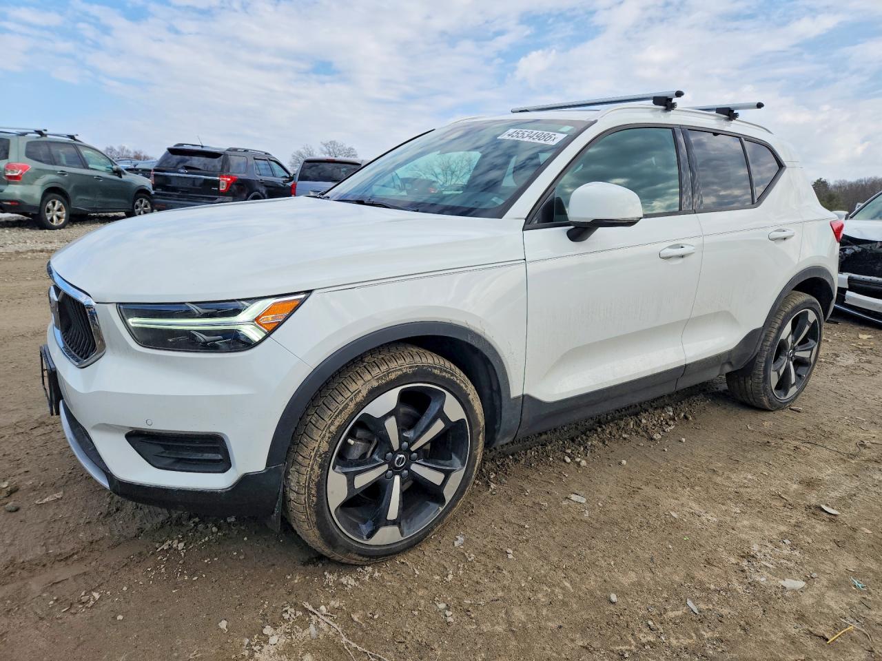 YV4162UK5L2204129 · 2020 VOLVO XC40