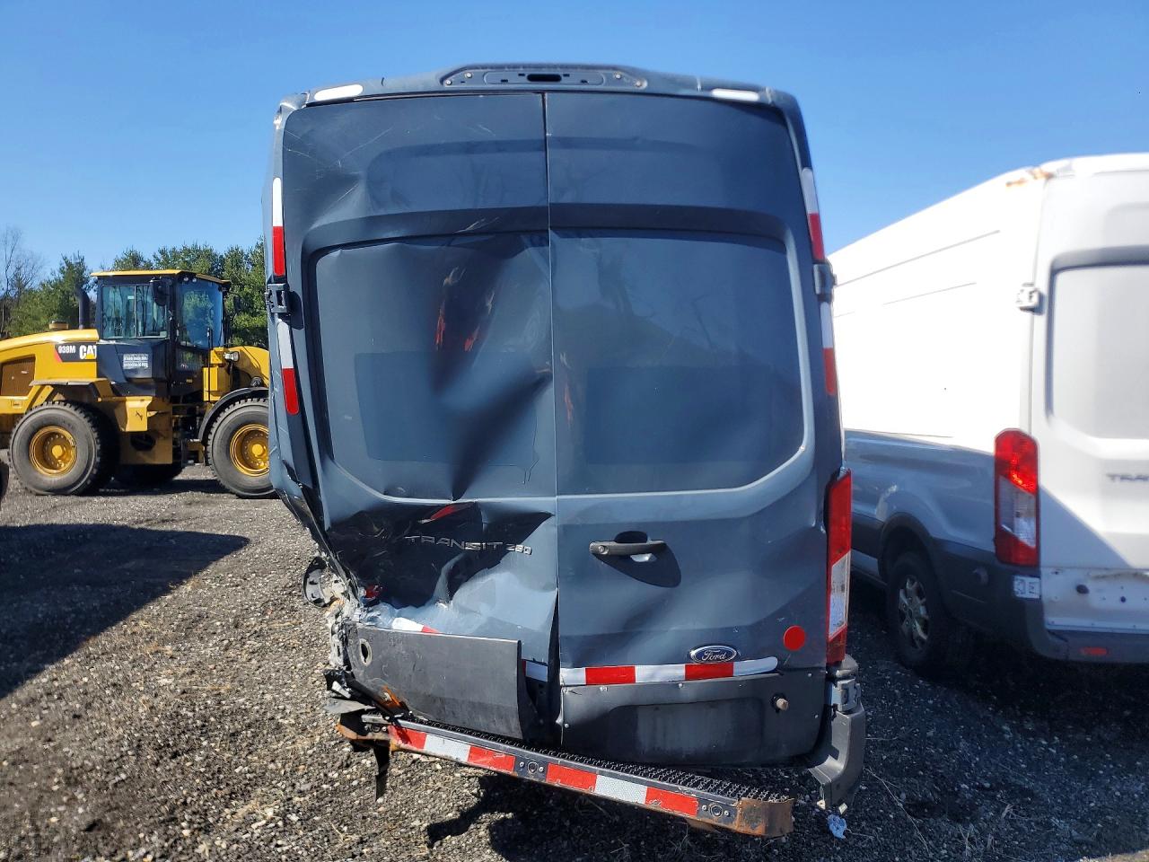 1FTBR3X85LKB27024 · 2020 FORD TRANSIT · 6/13