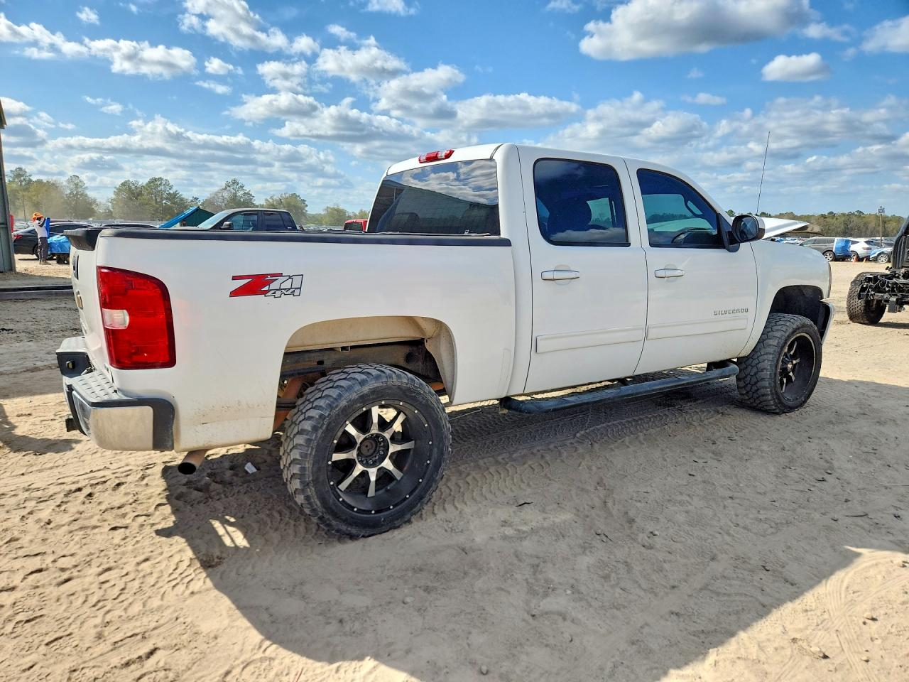 3GCRKTE3XAG176332 · 2010 CHEVROLET SILVERADO · 3/12