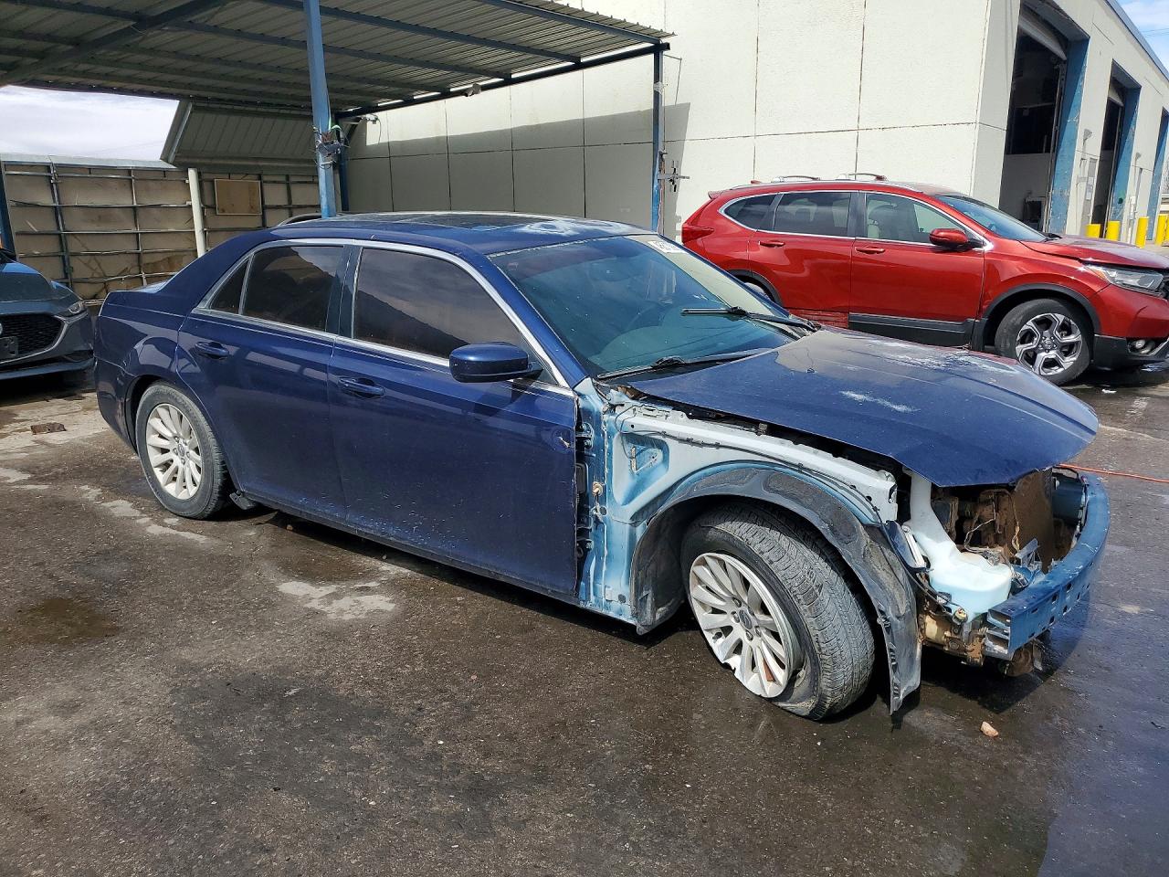 2C3CCAAG8EH361392 · 2014 CHRYSLER 300 · 4/13