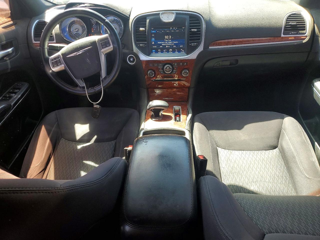 2C3CCAAG8EH361392 · 2014 CHRYSLER 300 · 8/13