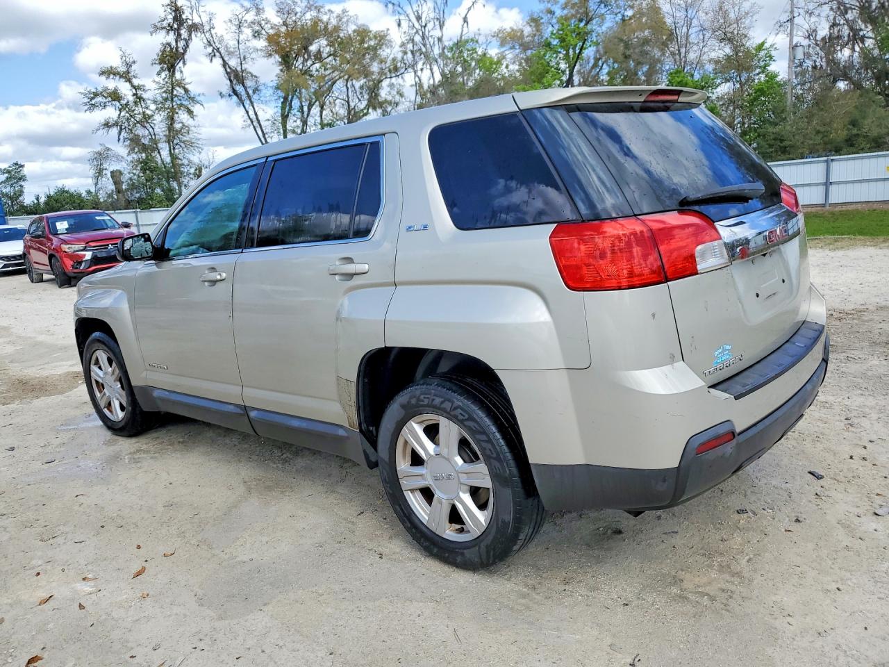 2GKALMEK3E6290461 · 2014 GMC TERRAIN · 2/13