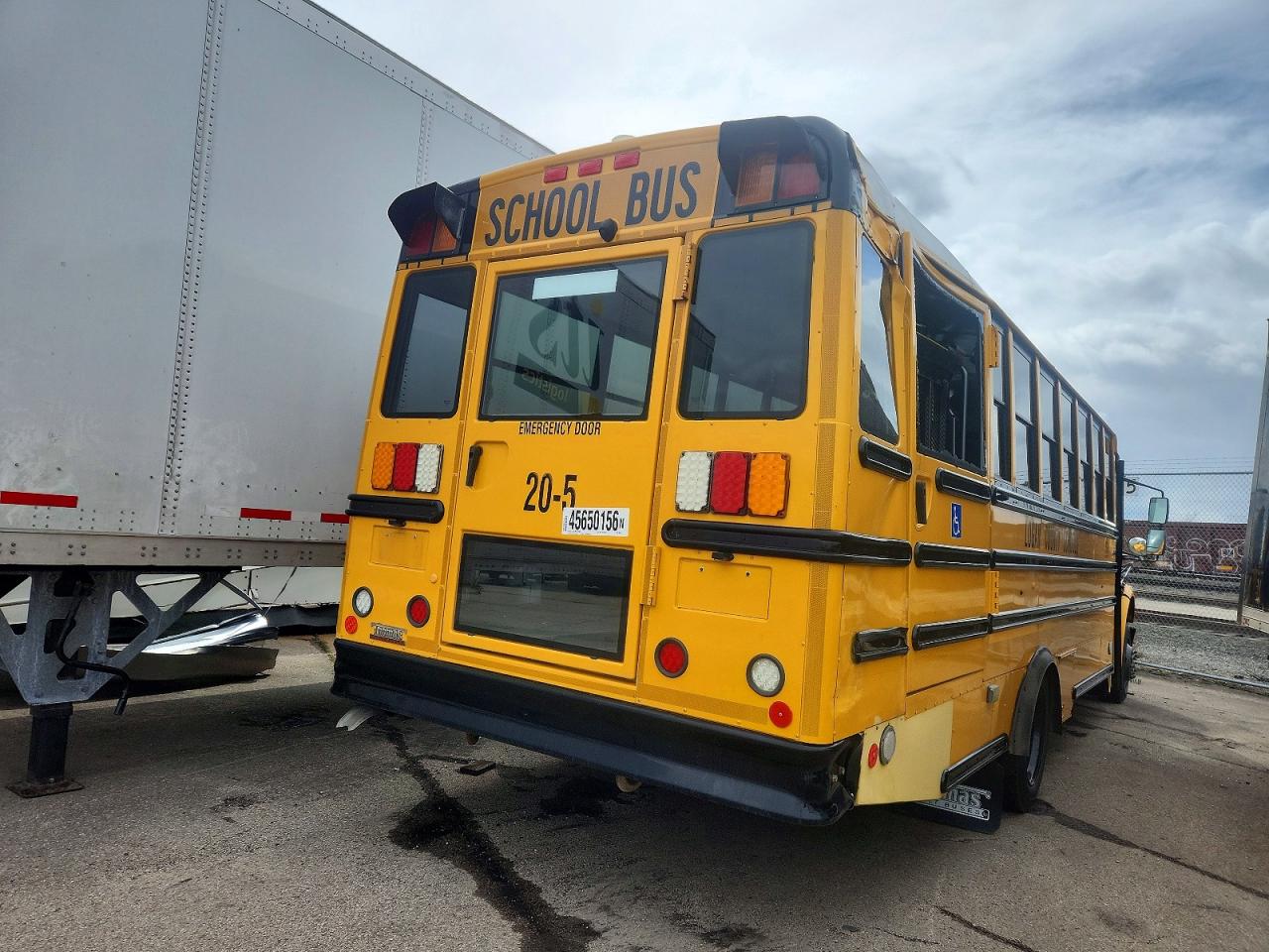 4UZABRFB5MCMD6124 · 2021 FREIGHTLINER CHASSIS · 4/10