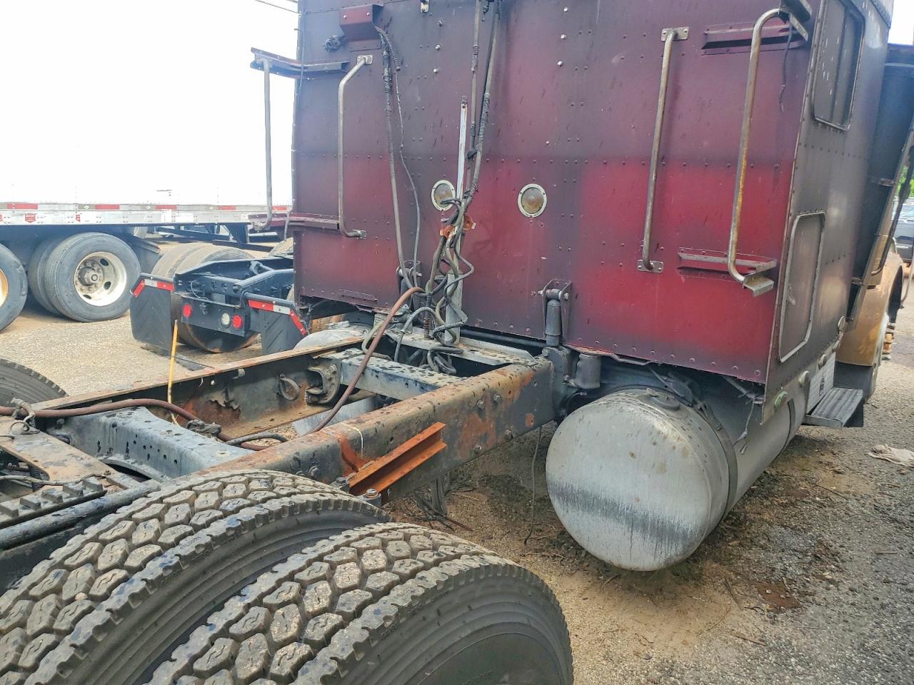 1XP5DB9X25N873439 · 2005 PETERBILT HEAVY DUTY TRUCKS · 6/11