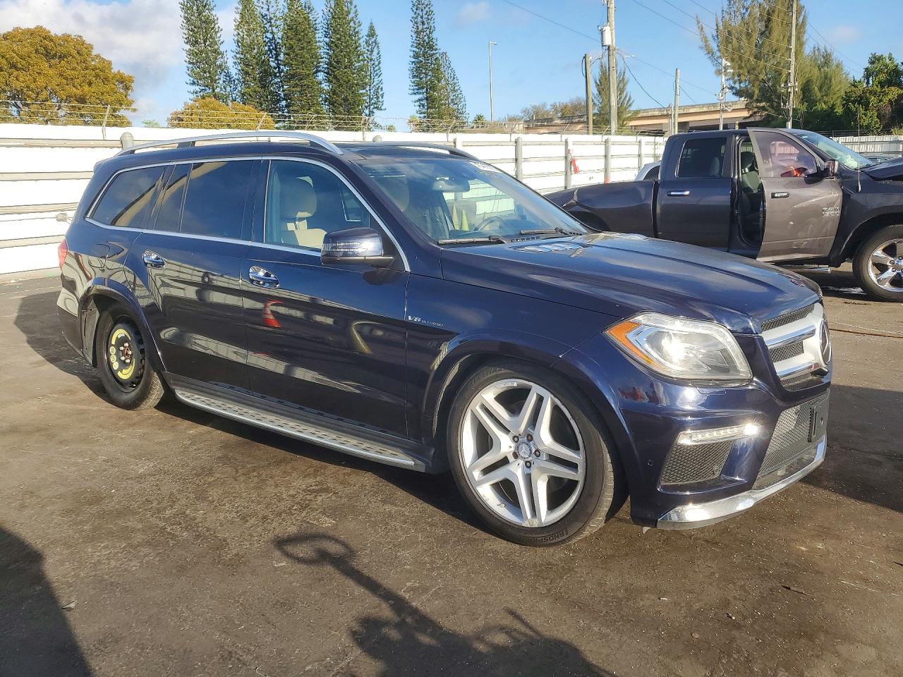 4JGDF7DE6FA483247 · 2015 MERCEDES-BENZ GL · 4/14