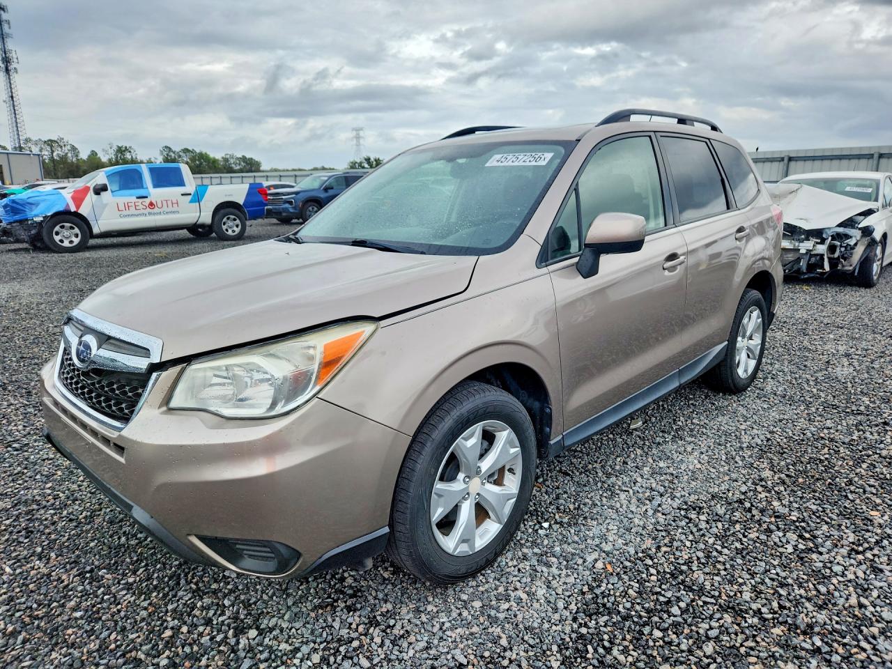 JF2SJADCXFH460956 · 2015 SUBARU FORESTER