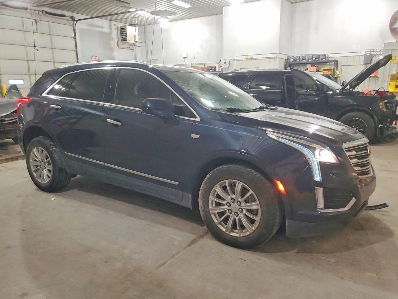 1GYKNARS7HZ121548 · 2017 CADILLAC XT5 · 4/13