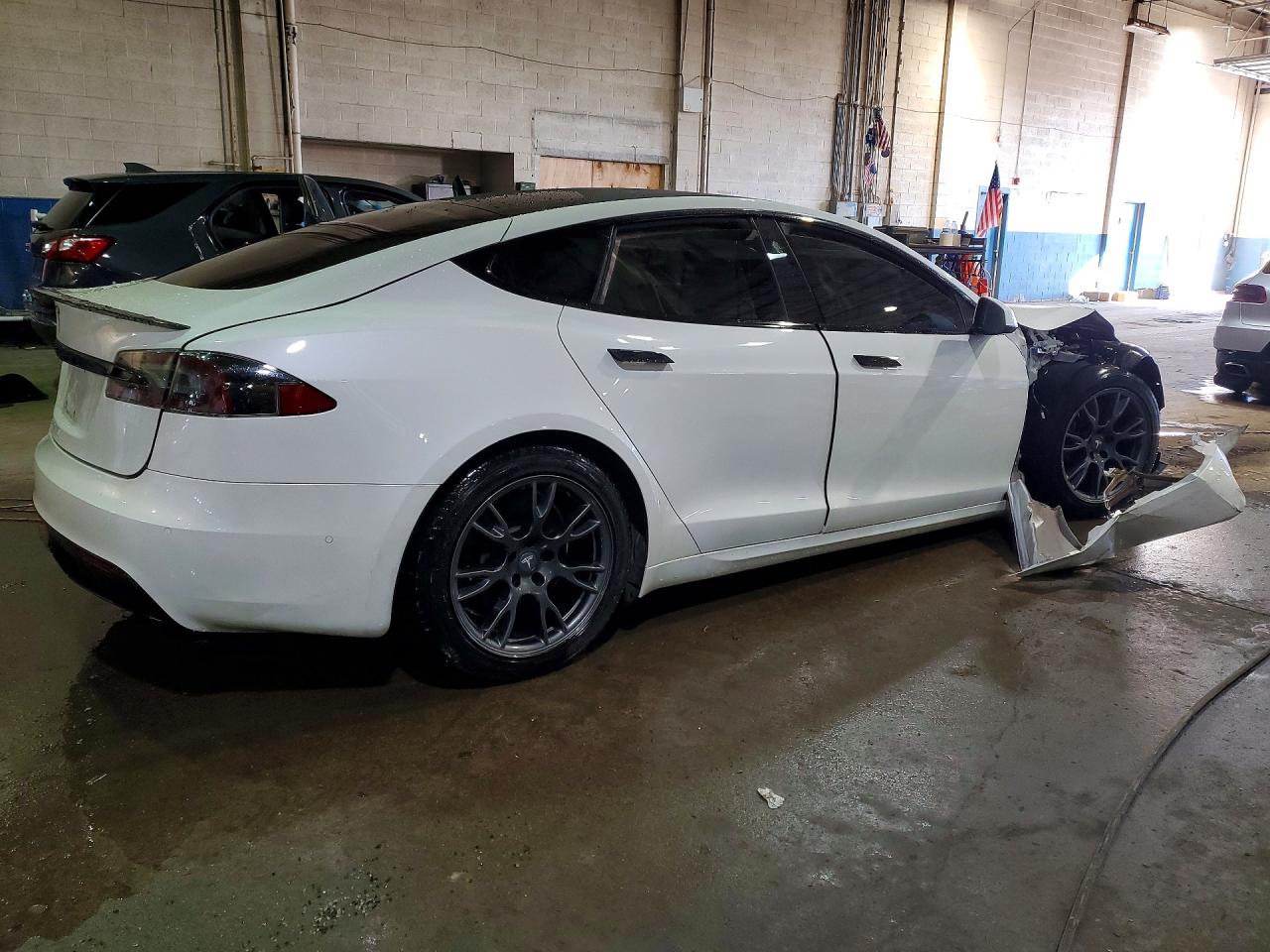 5YJSA1E5XNF471601 · 2022 TESLA MODEL S · 3/12