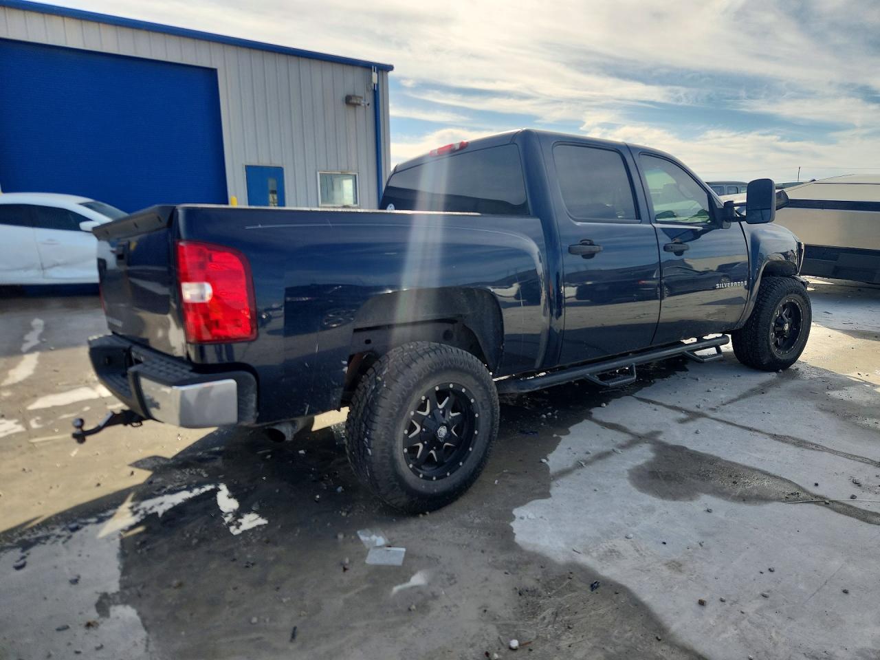2GCEC13C371565589 · 2007 CHEVROLET SILVERADO · 3/12