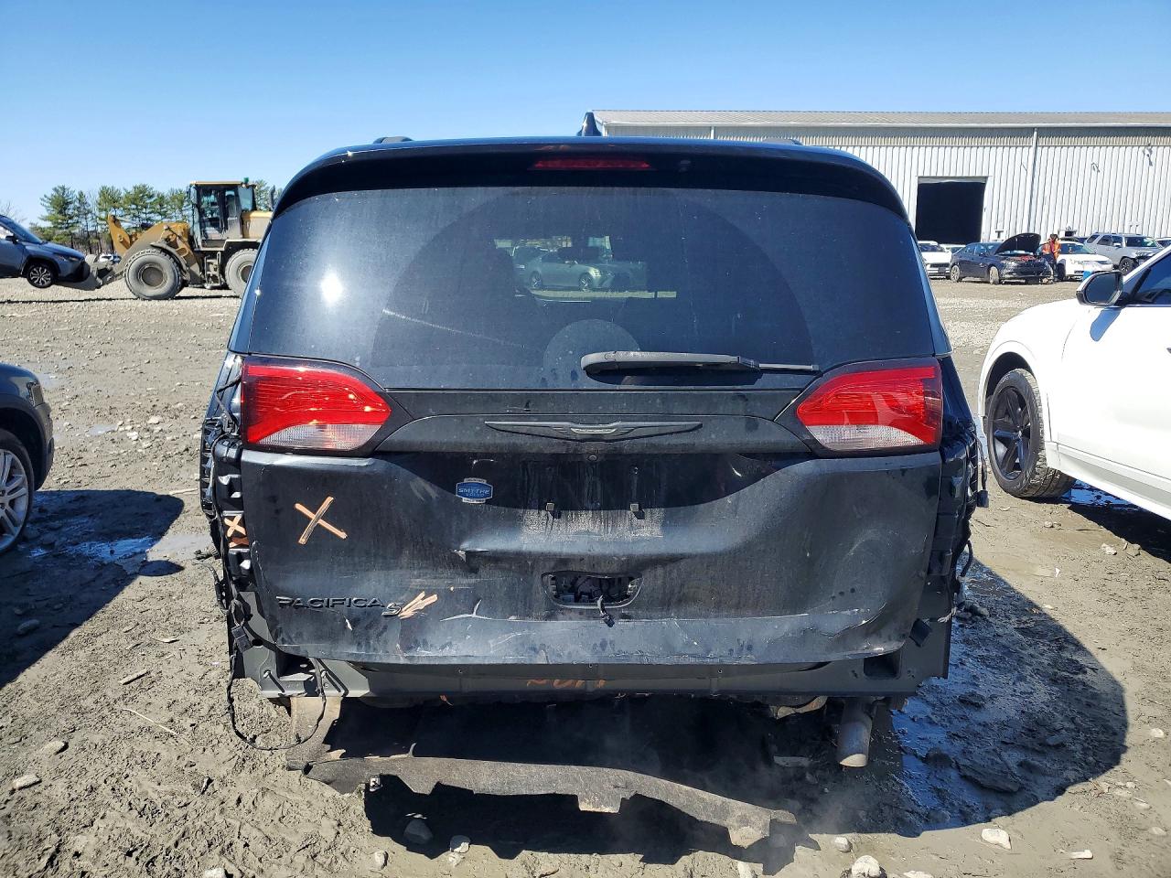 2C4RC1BGXKR605053 · 2019 CHRYSLER PACIFICA · 6/13