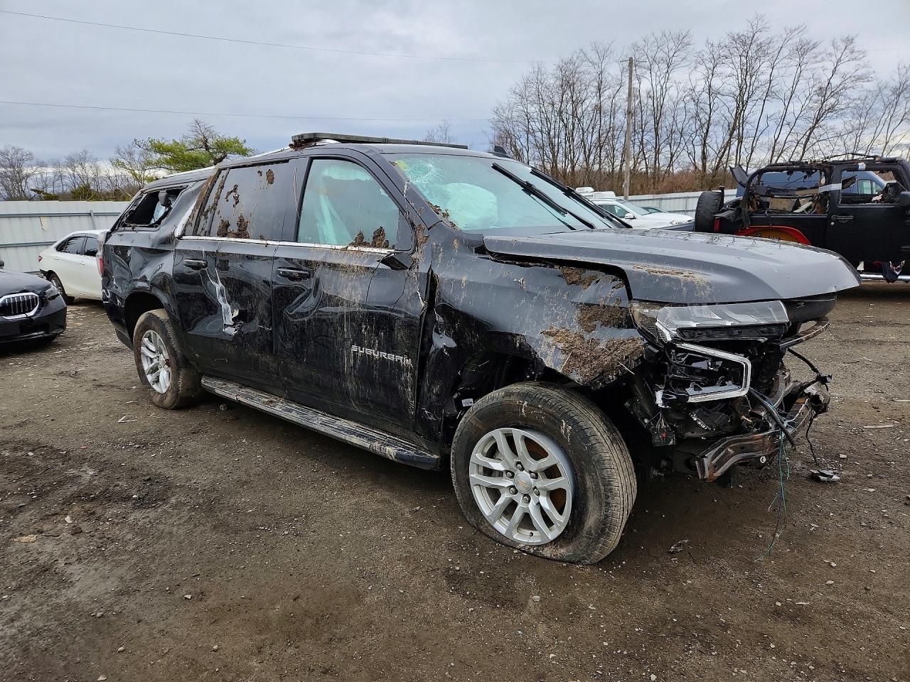 1GNSKBED9RR105338 · 2024 CHEVROLET SUBURBAN · 4/13
