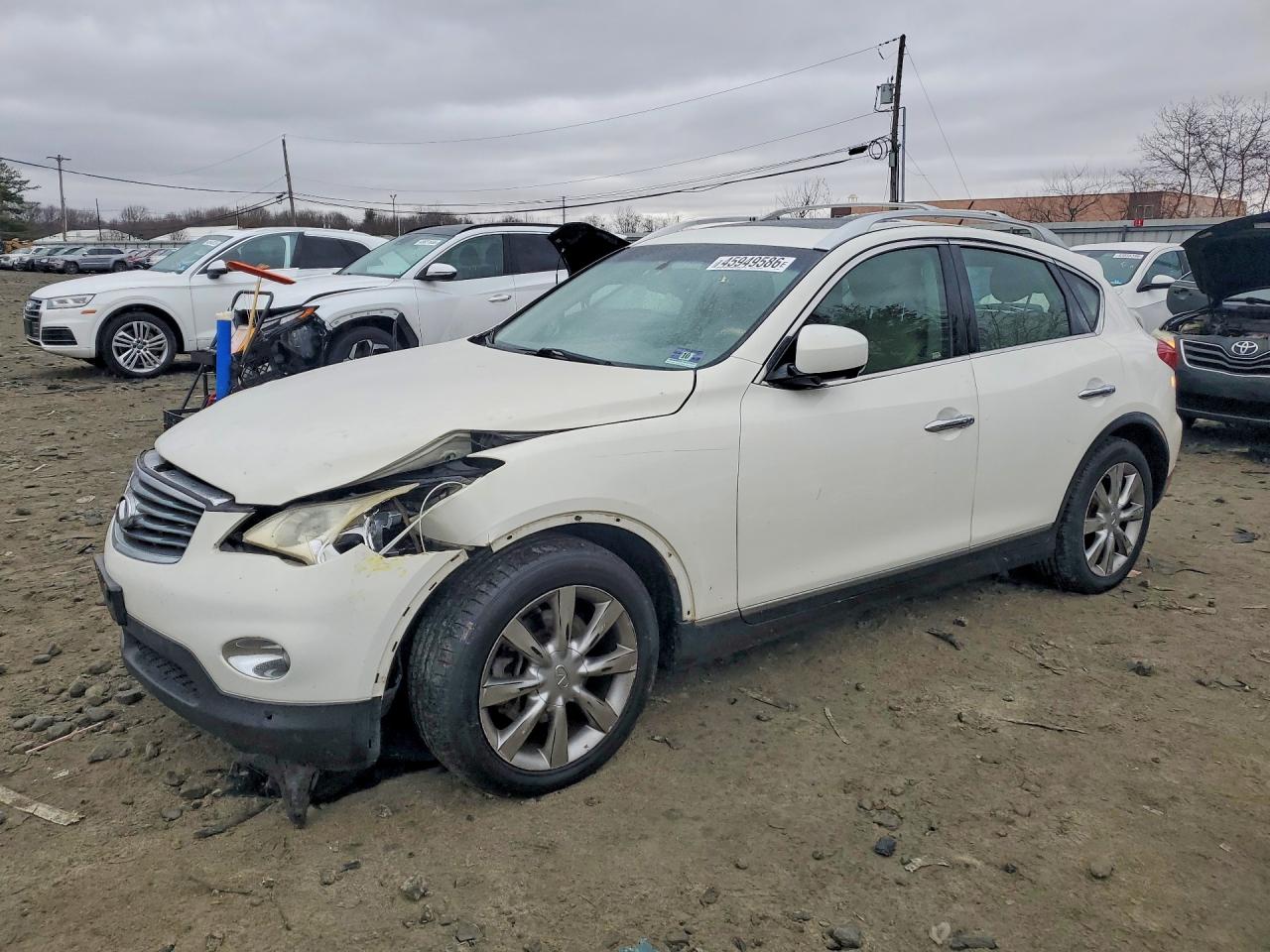 JN1AJ0HR6BM854221 · 2011 INFINITI EX35