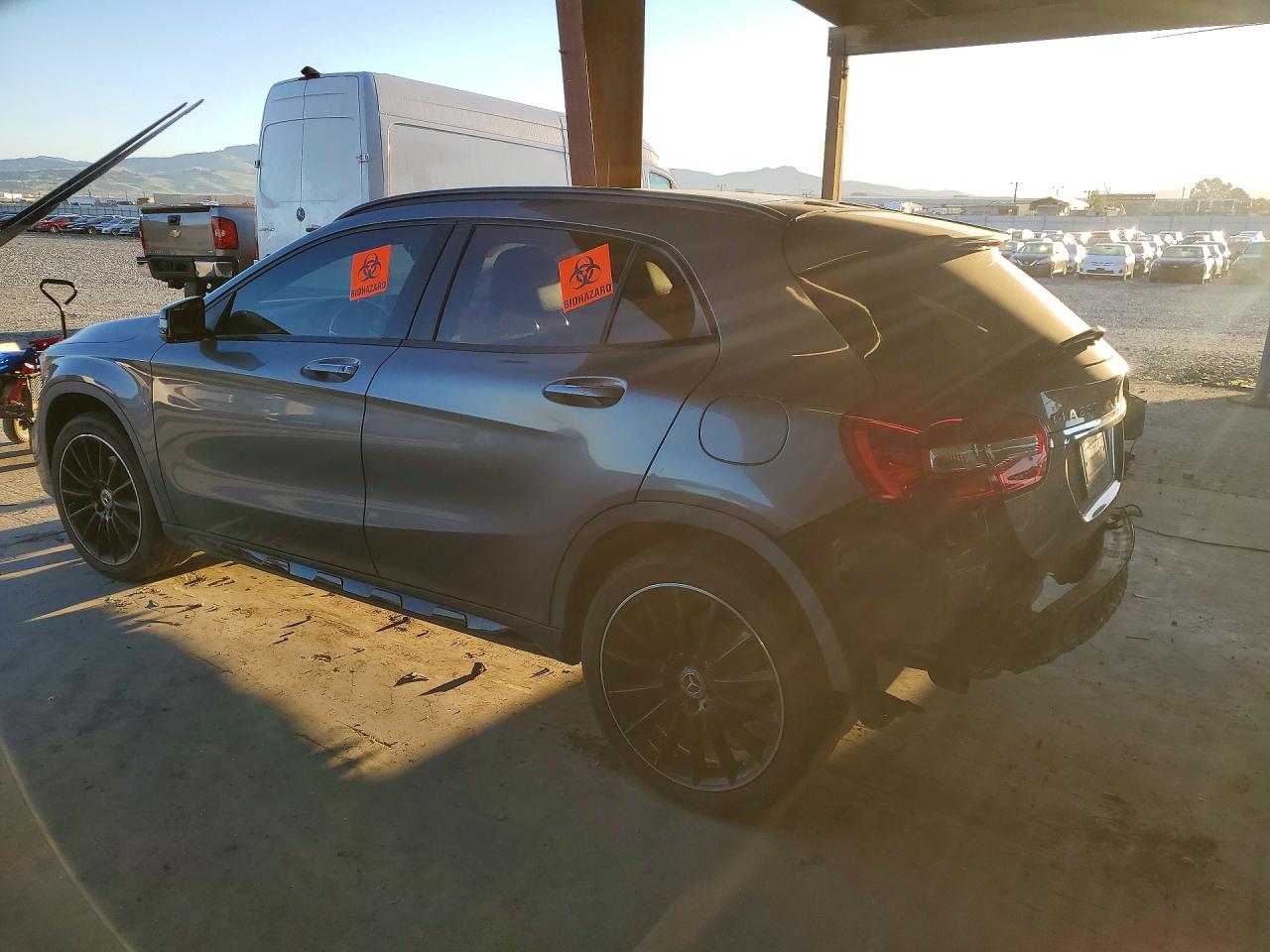 WDCTG4EB0JJ456371 · 2018 MERCEDES-BENZ GLA · 2/13