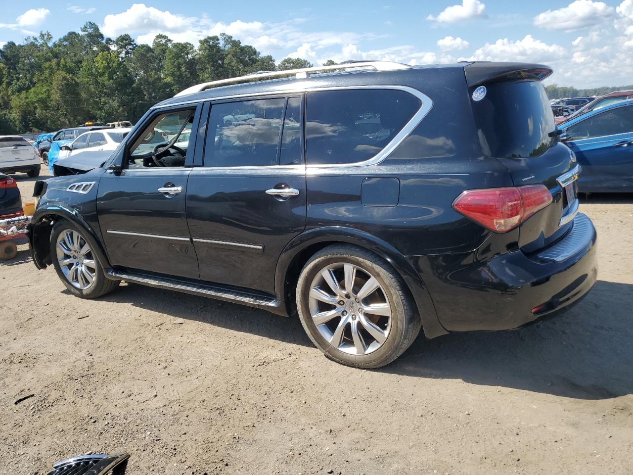 JN8AZ2NF4C9515963 · 2012 INFINITI QX56 · 2/14