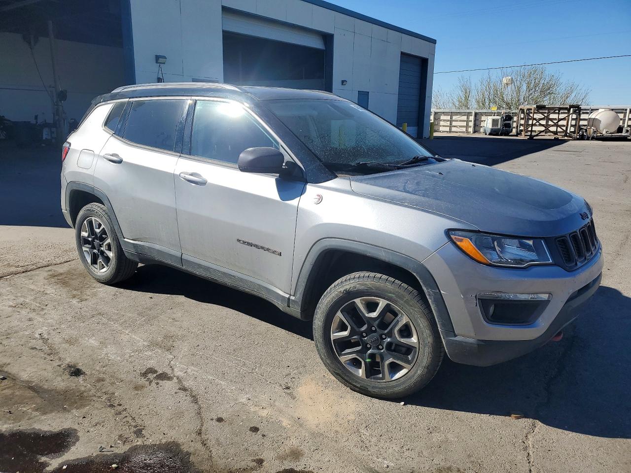 3C4NJDDB0HT633554 · 2017 JEEP COMPASS · 4/13
