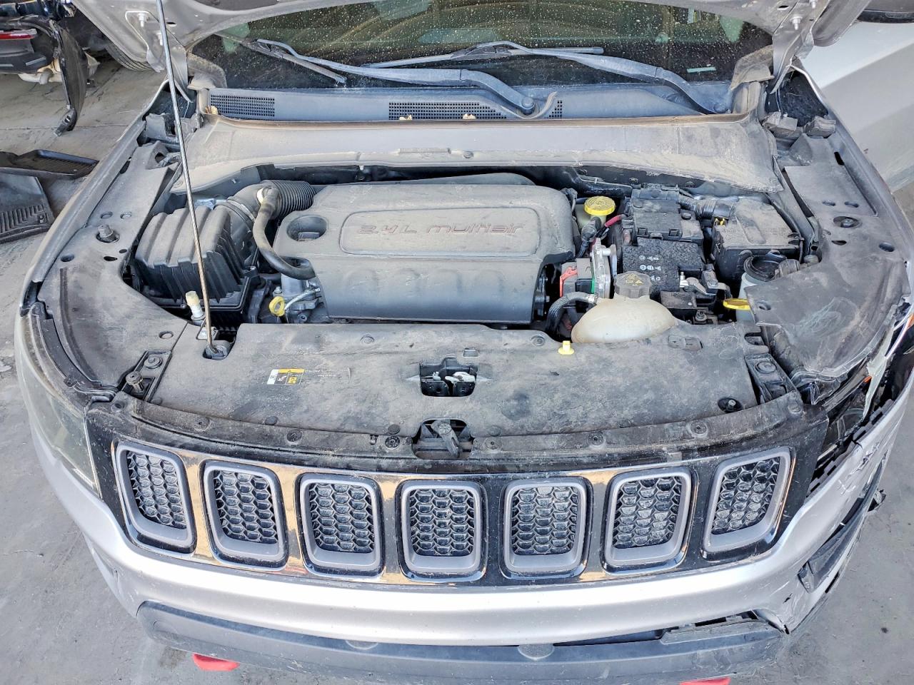 3C4NJDDB0HT633554 · 2017 JEEP COMPASS · 12/13