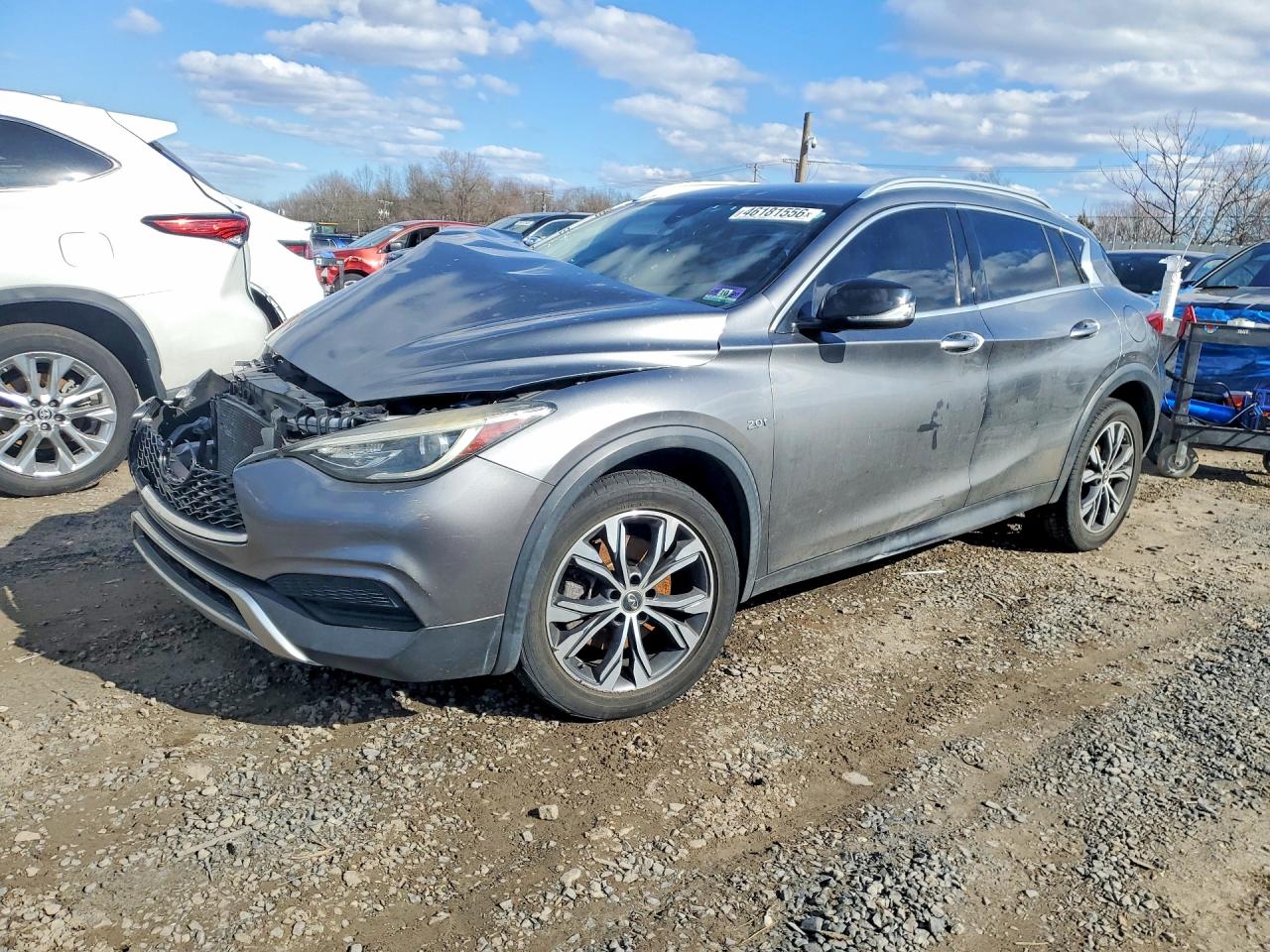 SJKCH5CR8HA020500 · 2017 INFINITI QX30