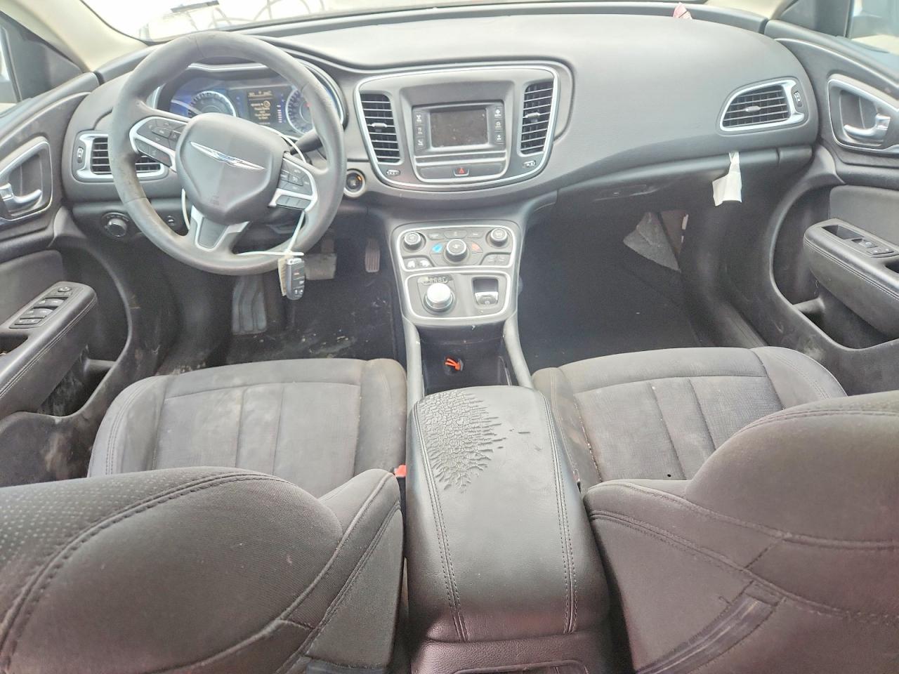 1C3CCCAB1GN128884 · 2016 CHRYSLER 200 · 8/12
