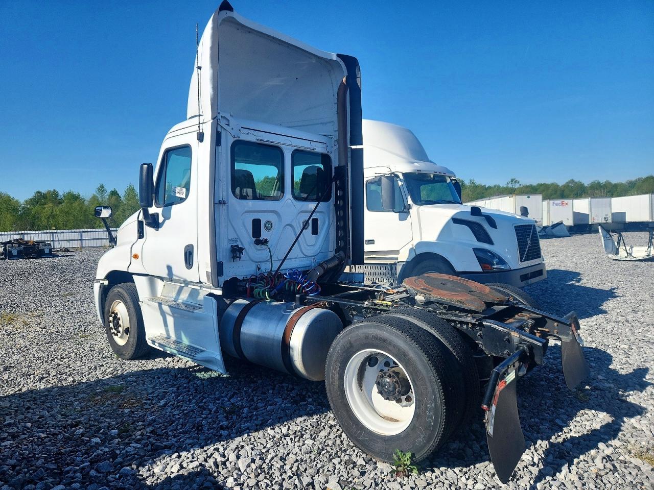 1FUBGEDV0ELFT4298 · 2014 FREIGHTLINER CASCADIA · 3/10