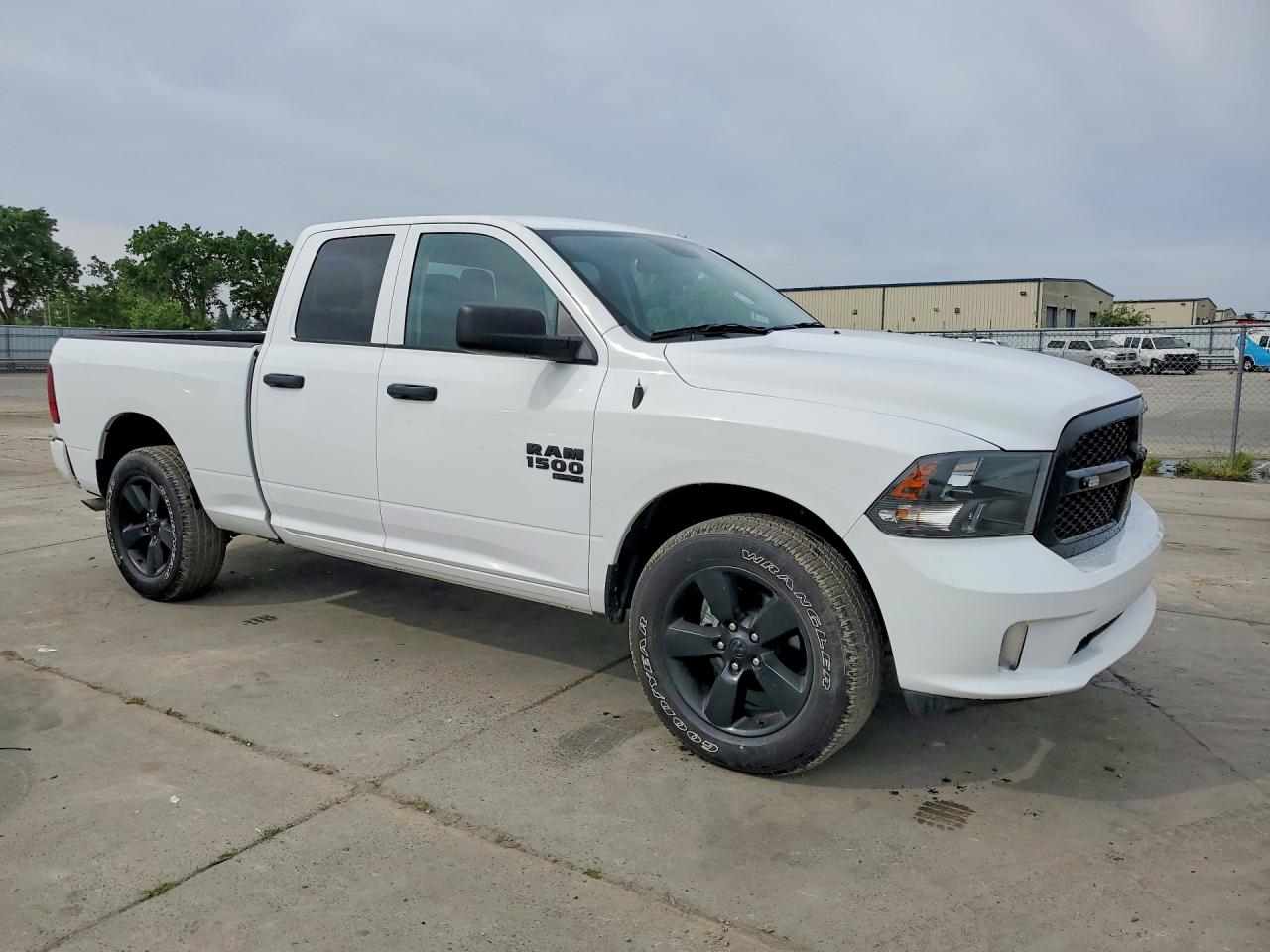 1C6RR7FG6NS175592 · 2022 RAM 1500 CLASSIC · 4/12