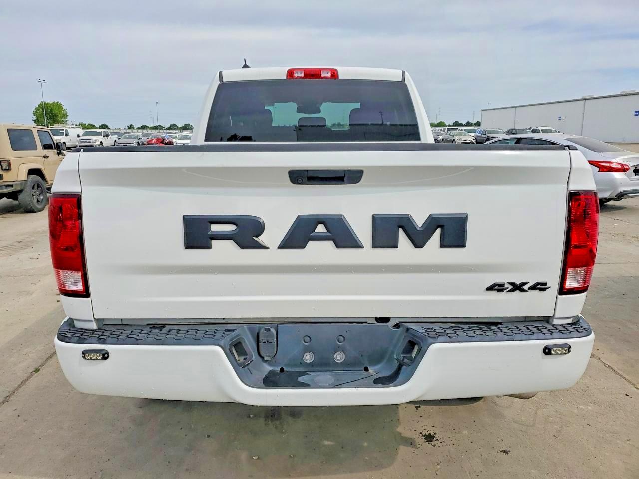 1C6RR7FG6NS175592 · 2022 RAM 1500 CLASSIC · 6/12
