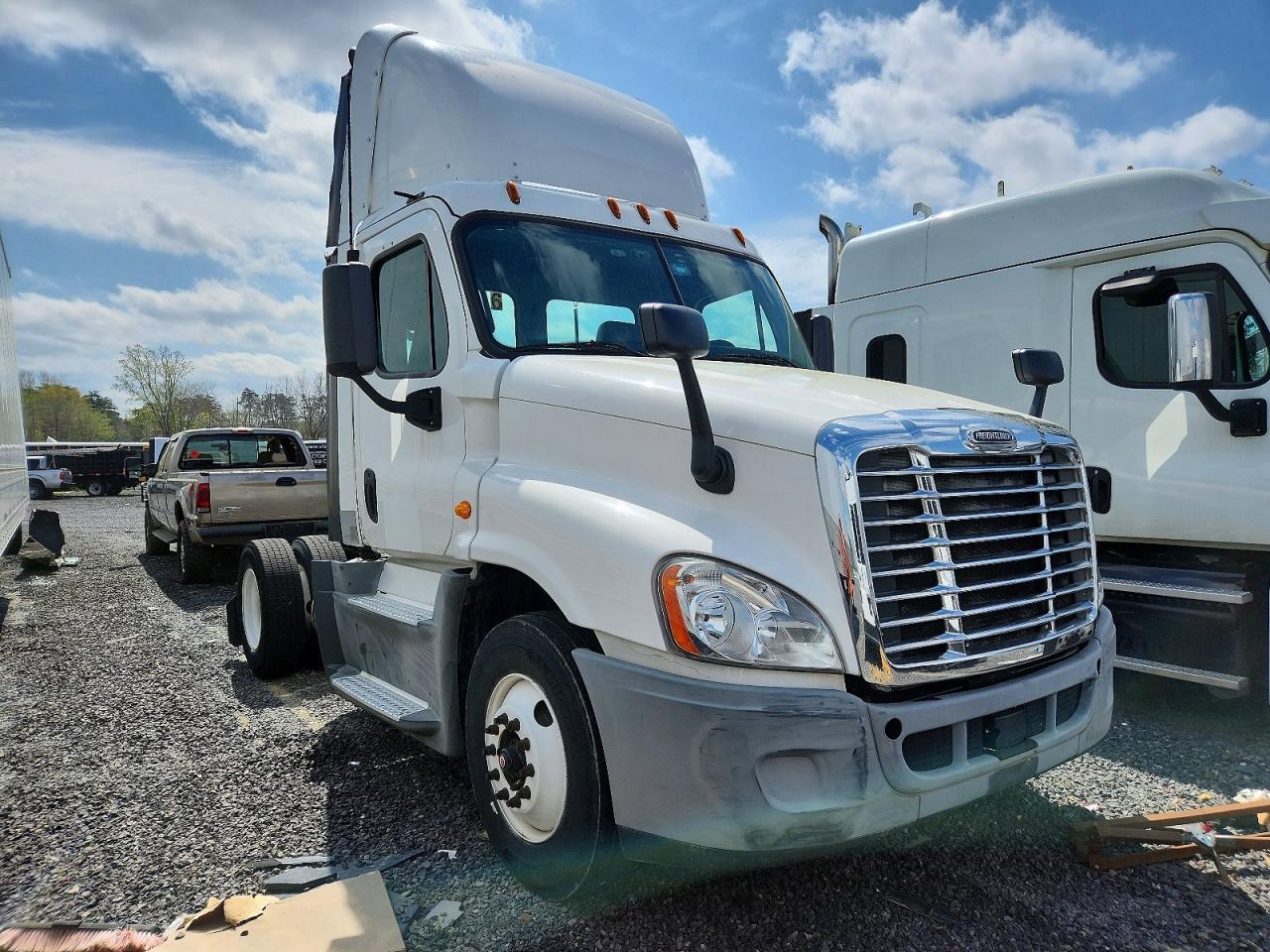 1FUBGEDV9GLHC5653 · 2016 FREIGHTLINER CASCADIA 125