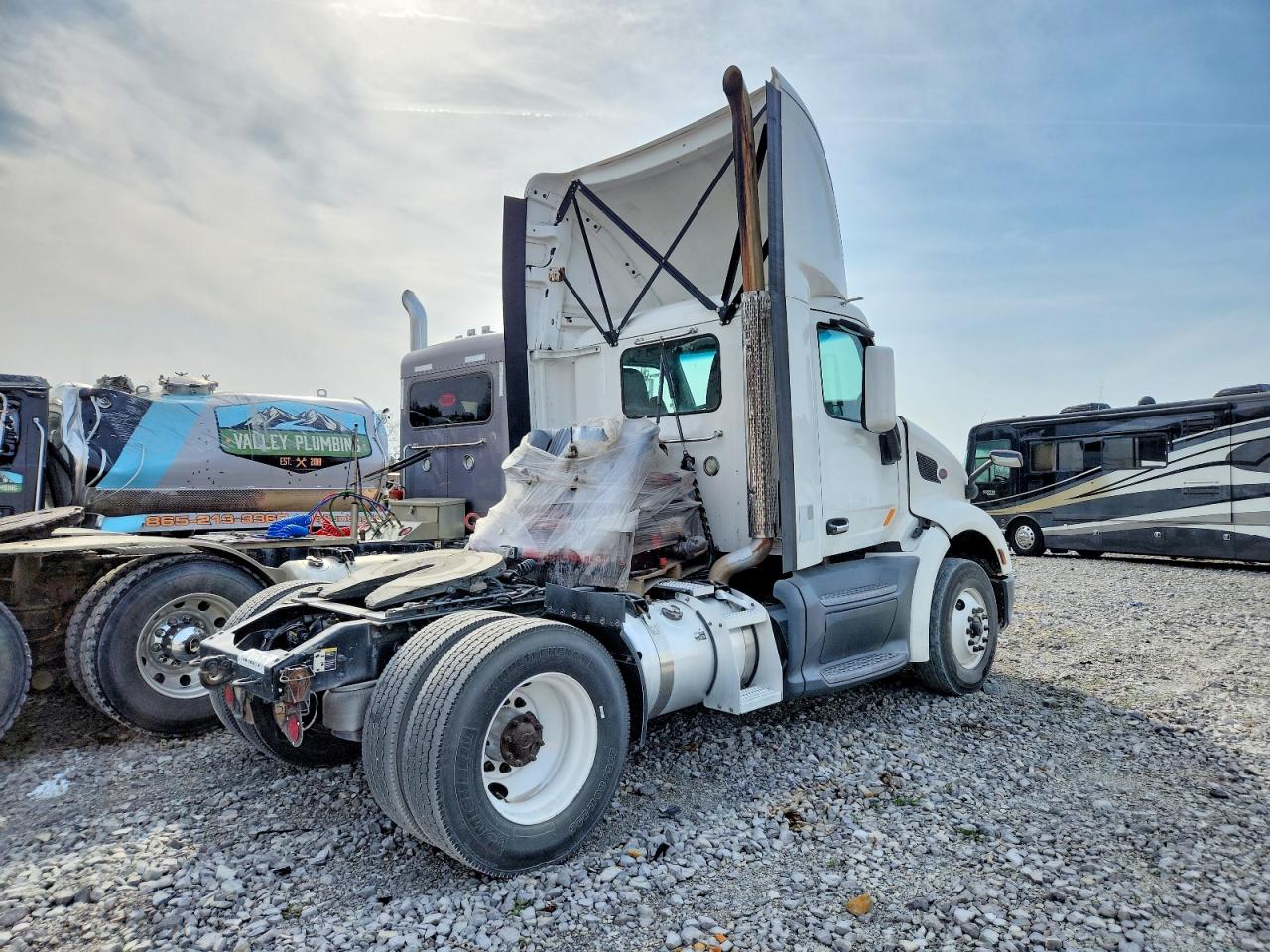 1XPBA48X3KD600178 · 2019 PETERBILT 579 · 4/10
