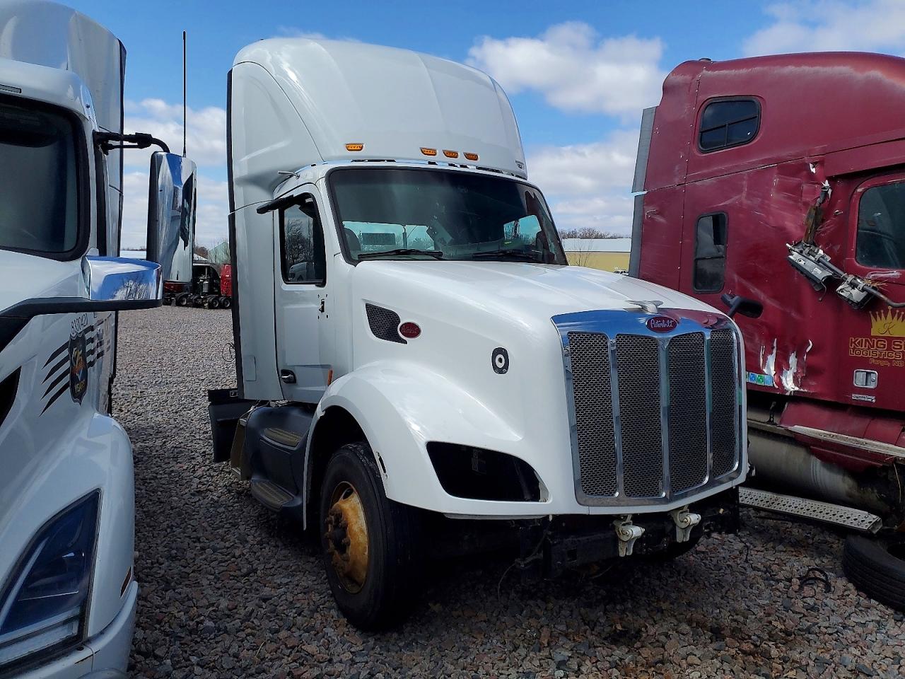 1XPBA48X3JD477528 · 2018 PETERBILT 579