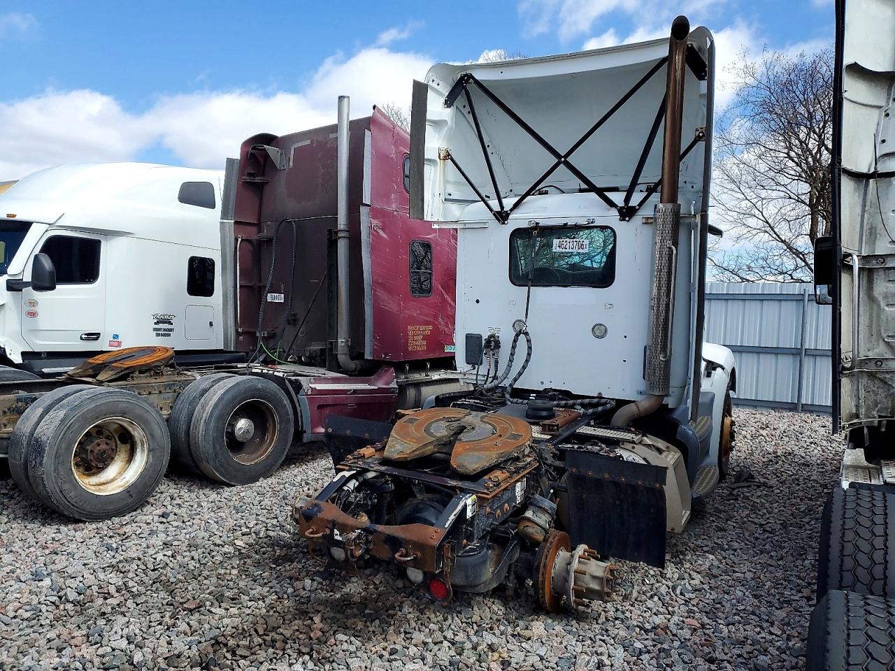 1XPBA48X3JD477528 · 2018 PETERBILT 579 · 4/10