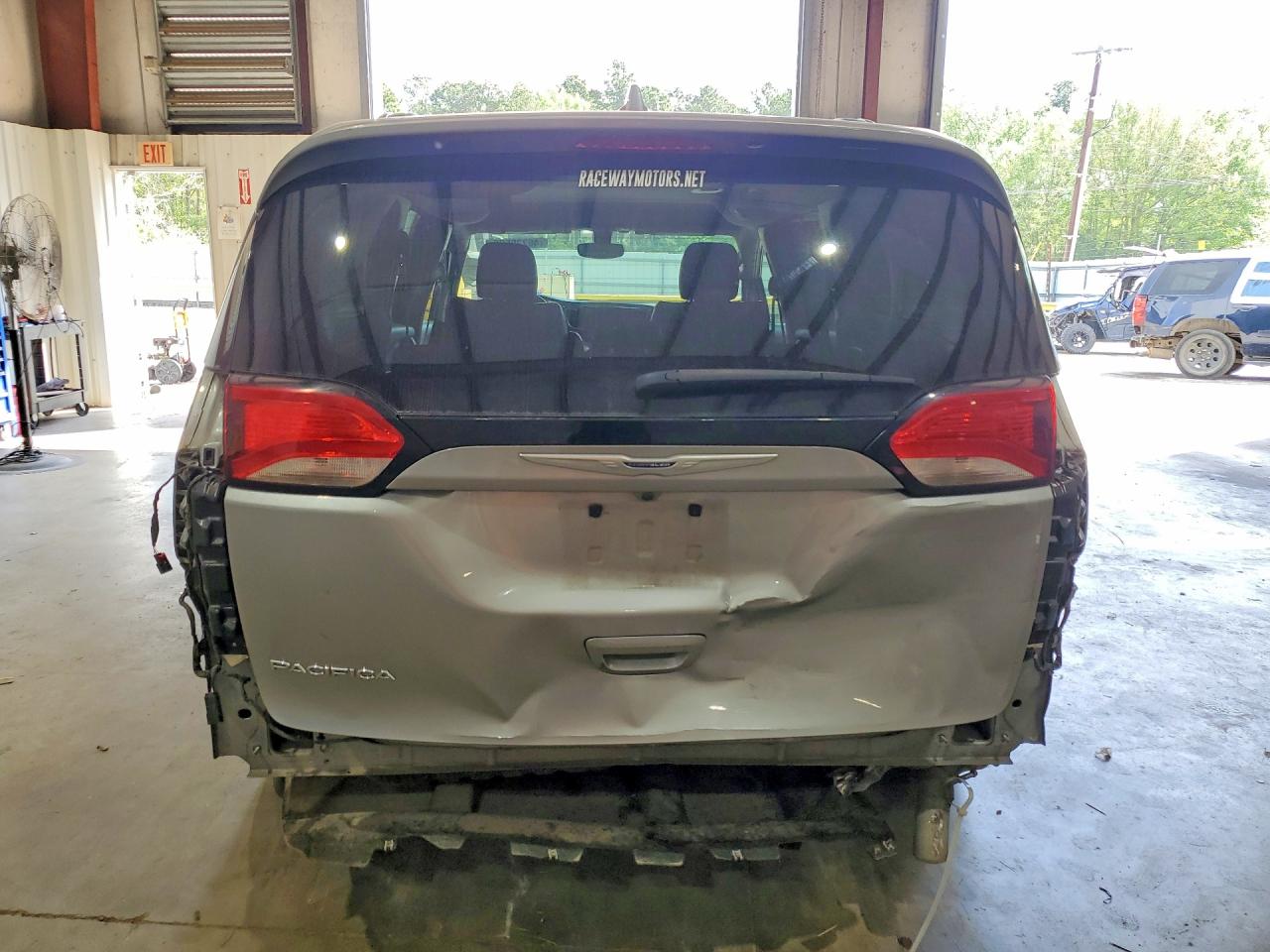2C4RC1BG0LR274176 · 2020 CHRYSLER PACIFICA · 6/14
