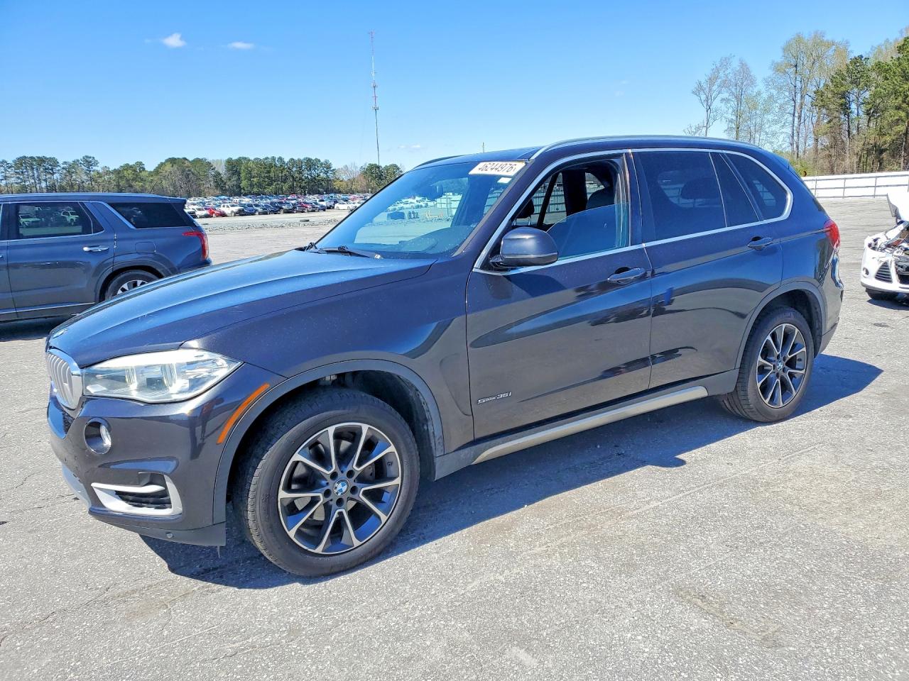 5UXKR2C57J0X08859 · 2018 BMW X5