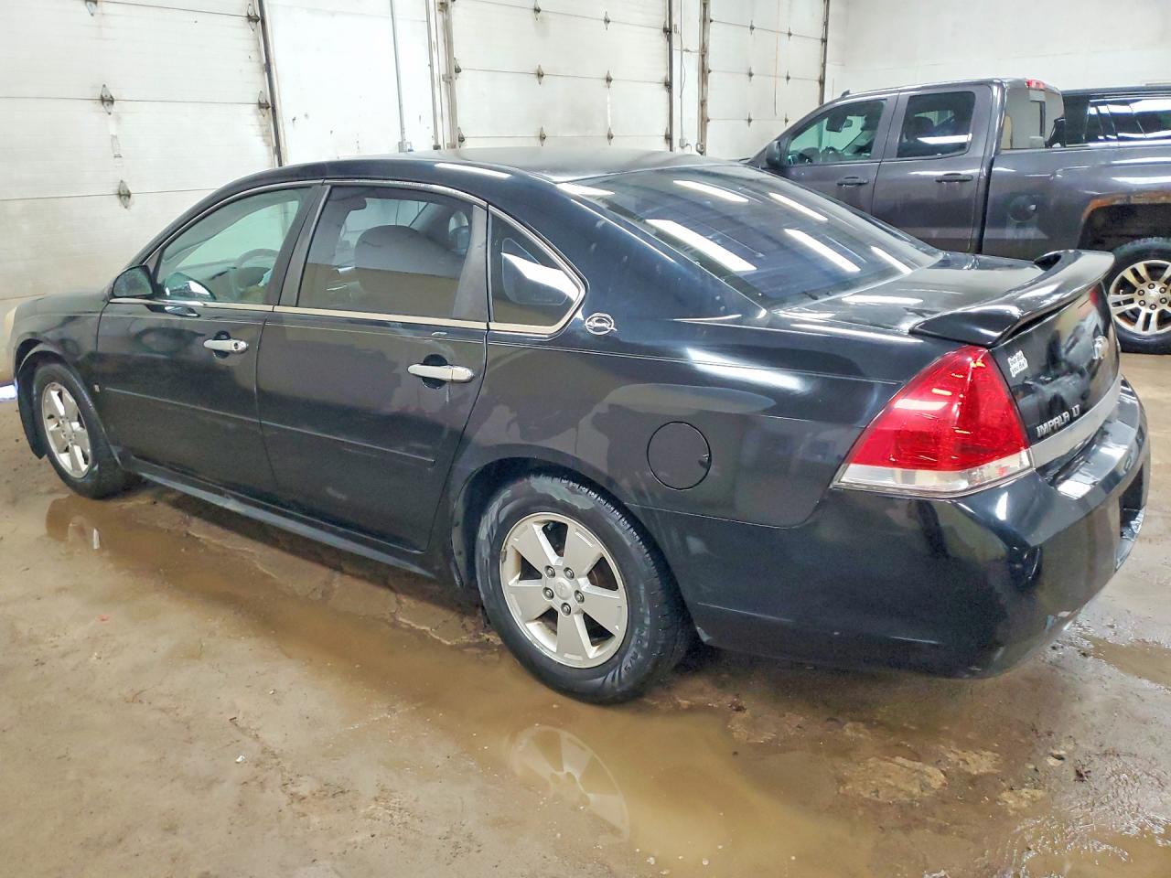 2G1WT57K691318415 · 2009 CHEVROLET IMPALA · 2/13