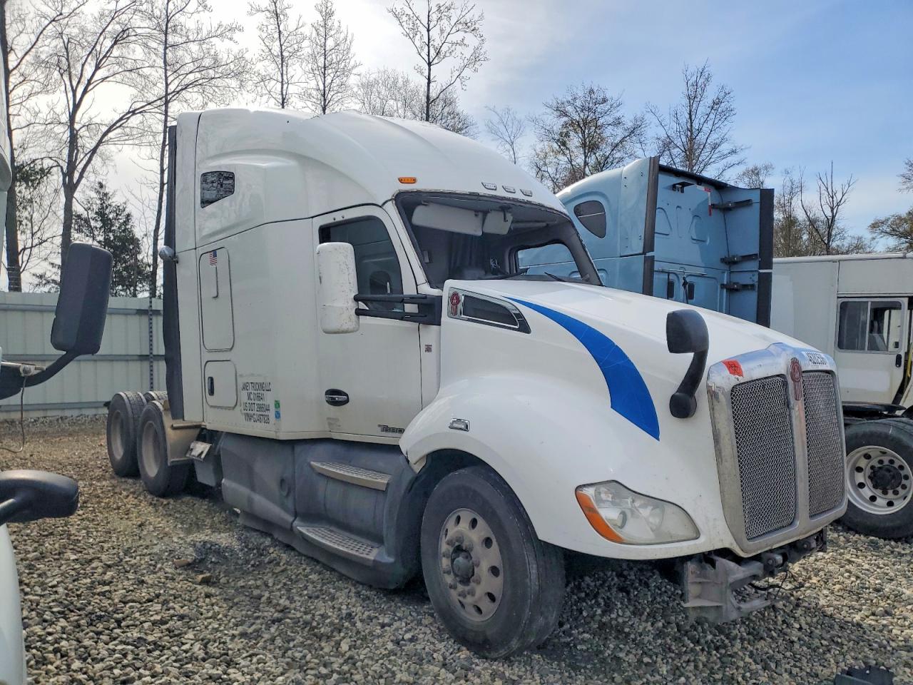 2016 KENWORTH CONSTRUCTION