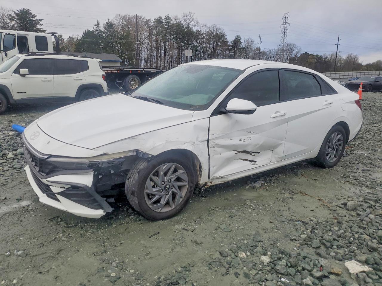 KMHLM4DG3RU755936 · 2024 HYUNDAI ELANTRA