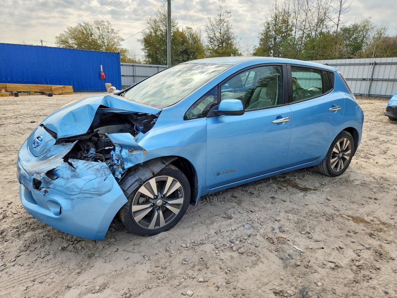 1N4AZ0CP9FC325603 · 2015 NISSAN LEAF
