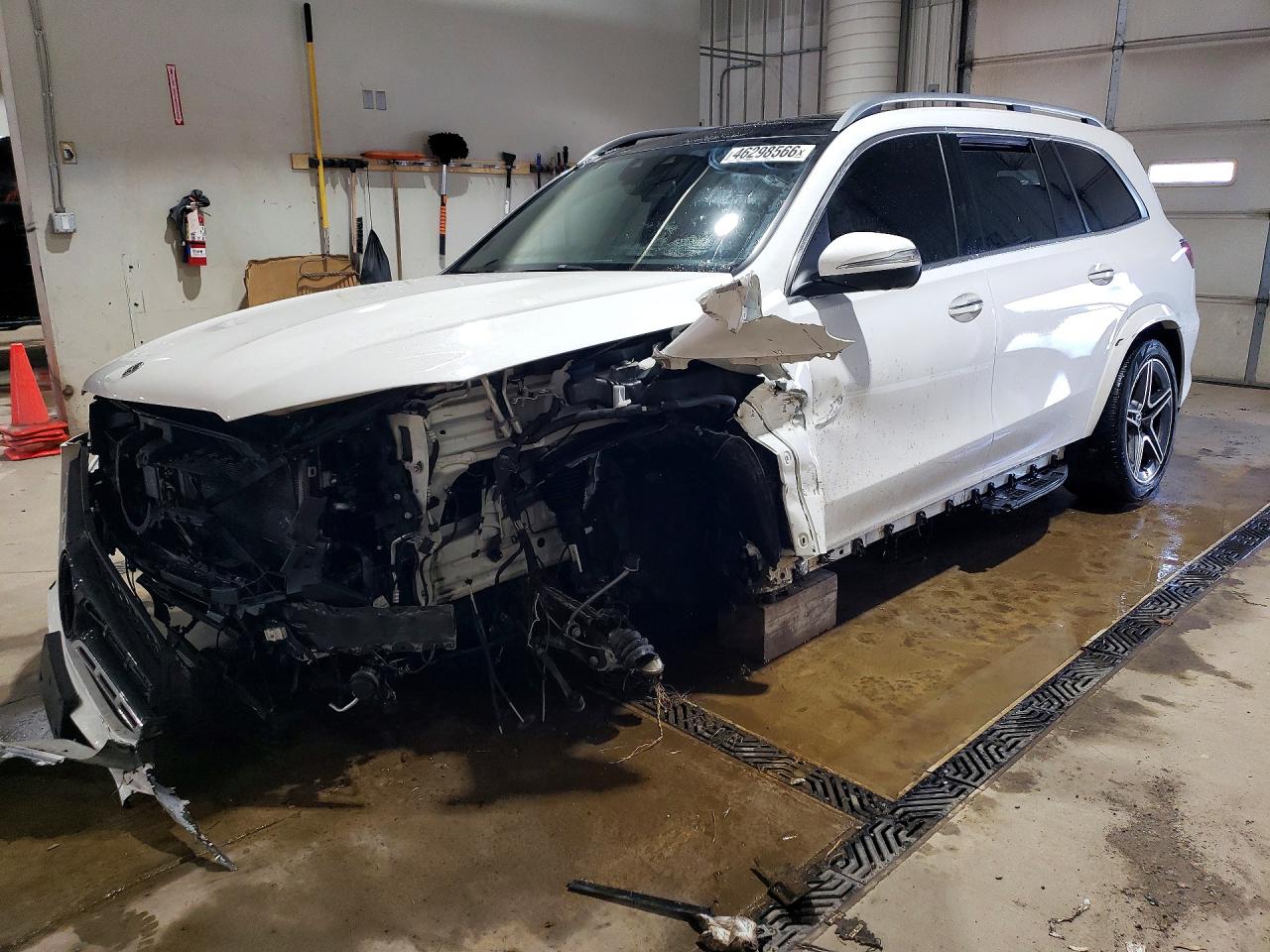 4JGFF5KE0PA954911 · 2023 MERCEDES-BENZ GLS